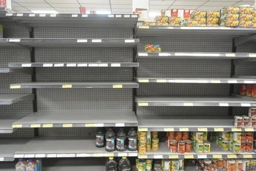 Канадын супермаркетууд Оросын бүтээгдэхүүнийг лангуунаасаа буулгаж байна