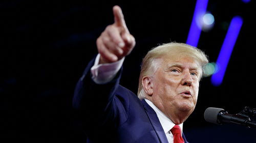 Трамп: Байден Америк мөрөөдлийг үгүй хийсэн