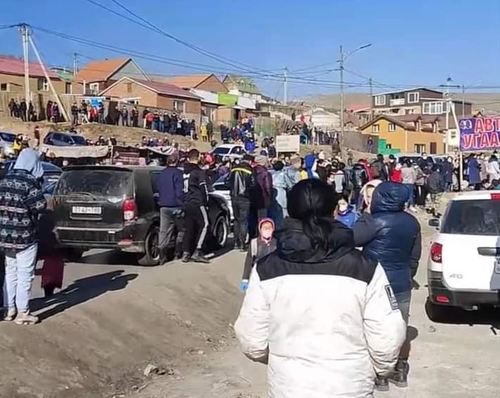 Комиссын бараанд улсаараа дугаарлаж буй нь өнөөдрийн бодит байдал