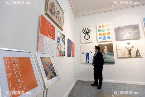 ФОТО: “Японы зурагт хуудас 30 жилийн дараа” үзэсгэлэн нээлтээ хийлээ