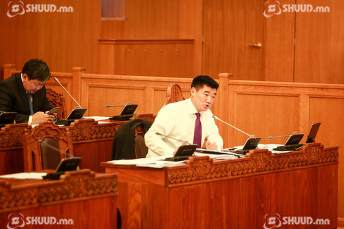 С.Бямбацогт: УИХ-ын гишүүд бүгд хулгайч биш, энд цөөхөн хулгайч байгаа