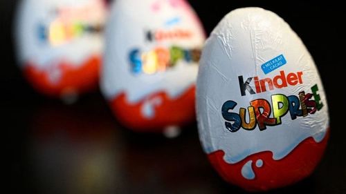 Хүүхдүүд Kinder шоколаднаас нянгийн халдвар авчээ