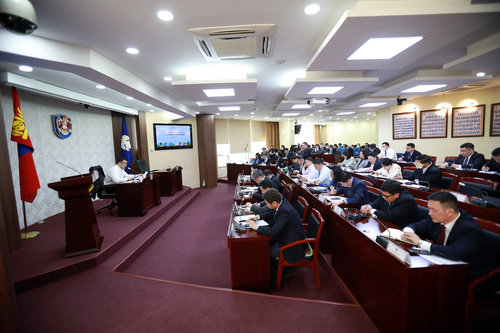 Нийслэлийн тендерүүдэд оролцогч олдохгүй байна