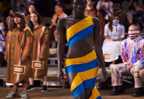 Хөх бас шар буюу Украиныг дэмжих загварын ертөнц