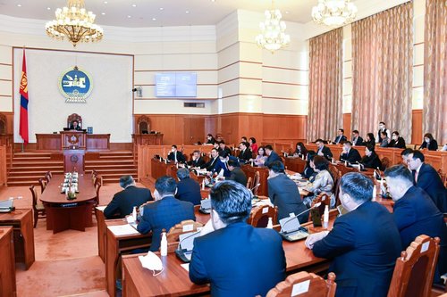 ШУУД: УИХ-ын чуулганы нэгдсэн хуралдаан эхэллээ