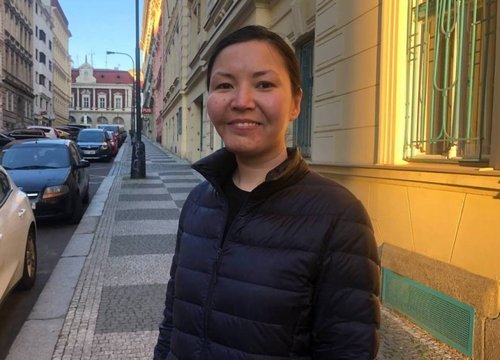 Гармажапова: Амьдралаа бодож цэрэгт татагдсан буриад залуус дайнд амиа алдаж байна