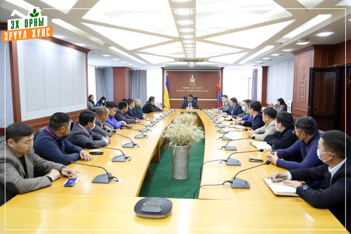 Хүнсний гол нэрийн бүтээгдэхүүний үнийг тогтворжуулах боломжийн талаар ярилцлаа