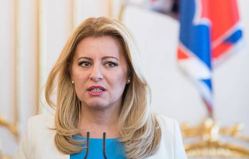 Словакийн Ерөнхийлөгч Оросын цэргүүдэд хандан орос хэлээр мэдэгдэл хийжээ