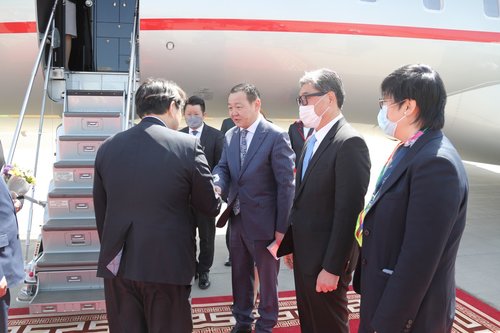 Япон улсын Гадаад хэргийн сайд Ё.Хаяши нутаг буцлаа