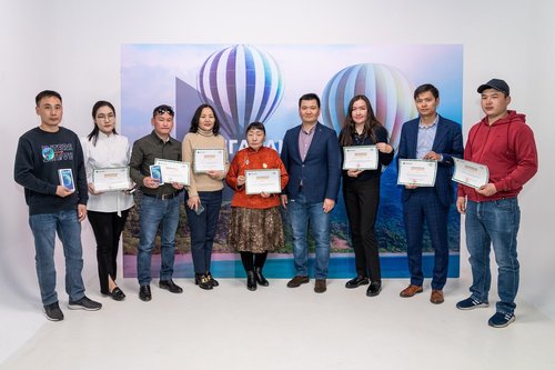 “ХАДГАЛААД АЯЛ” аяны дөрөвдүгээр сарын урамшуулал эздэдээ очлоо