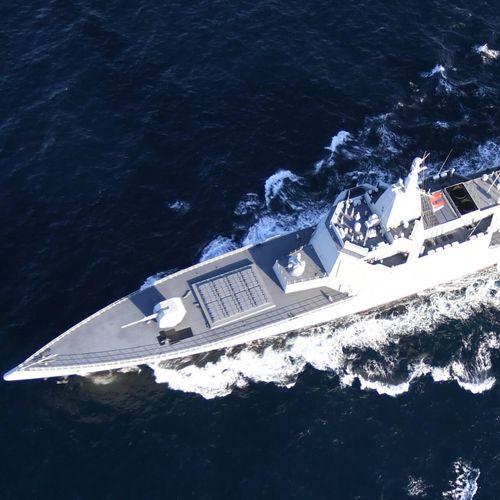 Хятадын хоёр хөлөг онгоц Японы нутагт хамаарах хэсэгт нэвтэрчээ