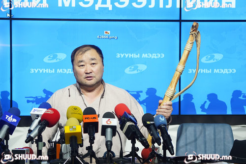 Х.Бээжин: Э.Бат-Үүлийг ташуураар ороолгож хүмүүжүүлнэ