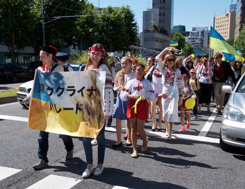 Япон улс Украины дүрвэгчдэд ажил олоход тусална