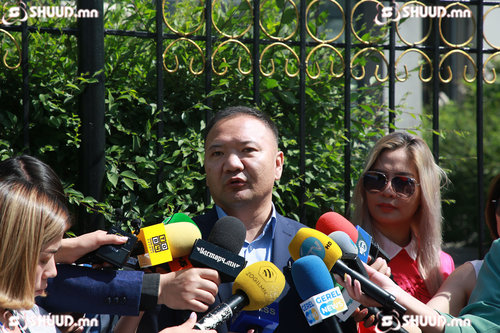 Говь-Алтай аймгийн Засаг дарга О.Амгаланбаатар өөрийгөө шалгуулахаар АТГ-т хандлаа