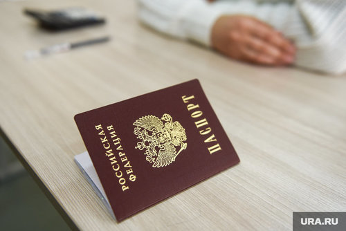 Херсоны шинэ захиргаа дайнаас хойш төрсөн хүүхдүүдэд Оросын иргэншил олгоно