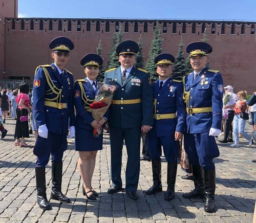 ОХУ-д онцгой байдлын албаны найман сонсогч суралцаж төгслөө