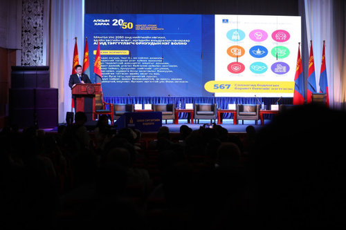 Чингис хот-Даланжаргалан чиглэлд хатуу хучилттай авто зам барина