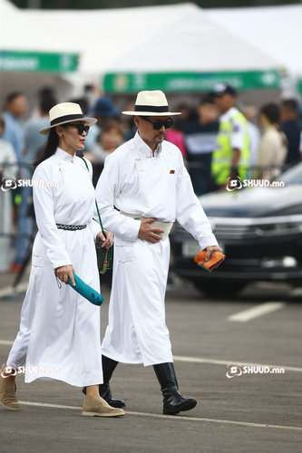 ФОТО: Төрийн түшээдийн наадмын гоёл