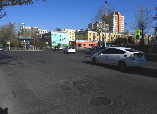 Хүнсний 1-р дэлгүүрээс Байгалийн түүхийн музей хүртэлх замыг түр хаана