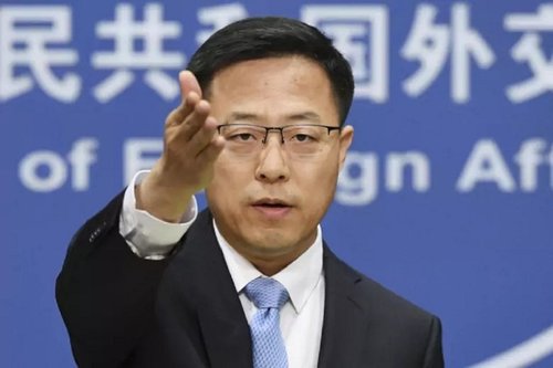 БНХАУ: Галаар наадсан хүн түлэгддэг, арми зүгээр хараад суухгүй