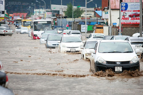 Голуудын усны түвшин өмнөх өдрийнхөөс 10-25 см нэмэгдсэн байна