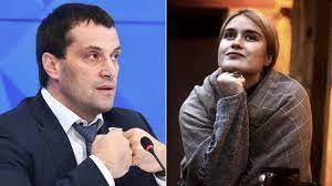 Оросын Төрийн думын гишүүний охин дайн эсэргүүцэж, эх орноосоо явжээ