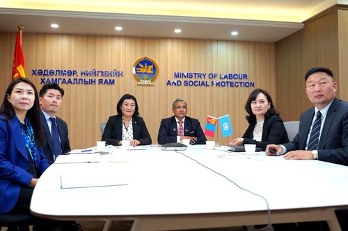 Залуучуудын хөгжлийн чуулганд залуучууд идэвхтэй оролцож байна