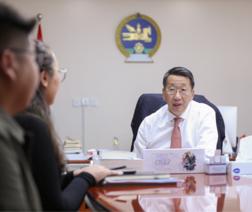 Оюутны эрдэм шинжилгээний ажил, судалгааг дэмжинэ