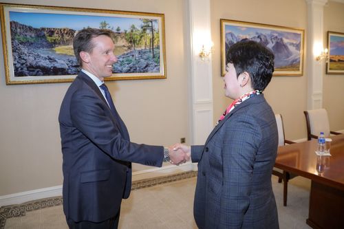 Монгол Улс эдийн засгийн өсөлтийг хангах Компакт гэрээ хэрэгжүүлнэ