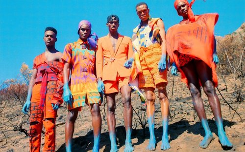 Нигерид цагаан арьстнуудыг сурталчилгаанд тоглохыг хоригложээ