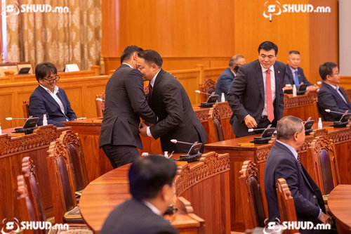 ФОТО: Тангараг өргөсөн шинэ сайд нар