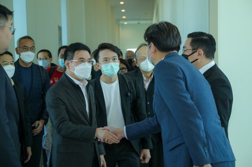 Тайландын Хаант Улсын Шадар сайд бөгөөд Худалдааны сайд хүрэлцэн ирлээ