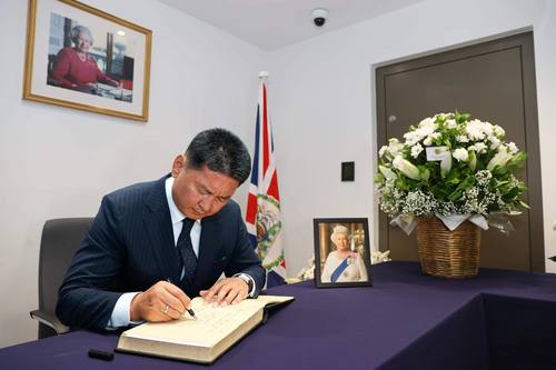 Ерөнхийлөгч У.Хүрэлсүх Хатан хаан II Элизабет таалал төгссөнд эмгэнэл илэрхийллээ