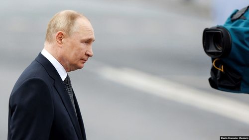 Путинийг огцрохыг шаардсан депутатуудын тоо нэмэгдэж, зарим нь хэрэгт татагджээ