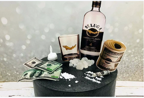 Бялууны зураг олон нийтийн сүлжээнд нийтэлснээс болж 10 хоног баривчлагджээ