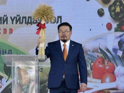 УИХ-ын дарга Г.Занданшатар тариалангийн бүс нутагт ажиллана