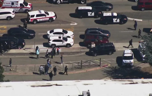 АНУ-ын сургуульд үл мэдэгдэх этгээдүүд гал нээжээ