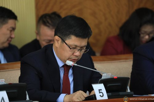 Хөдөлмөр нийгмийн хамгааллын яамны үйл ажиллагаа, хяналт хангалтгүй байгааг аудитаар тогтоожээ