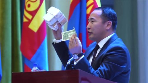 Ж.Мөнхбат: Ам.долларын ханш арай дэндэж байна шүү