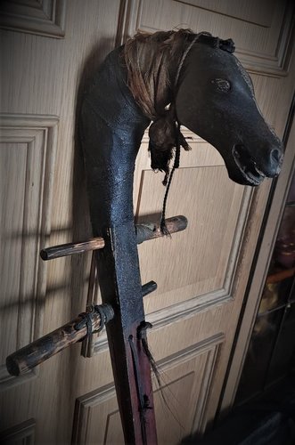 Хил дамнан зарагдсан сартай хүрэн 