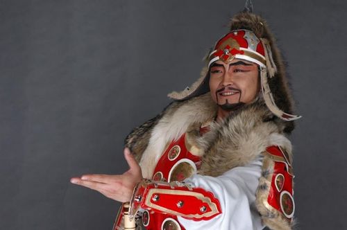 А.Даваахүү: Дөрвөн зүг найман зовхисыг илэрхийлсэн дуут бүжгээр үзэгчдэд бэлэг барина