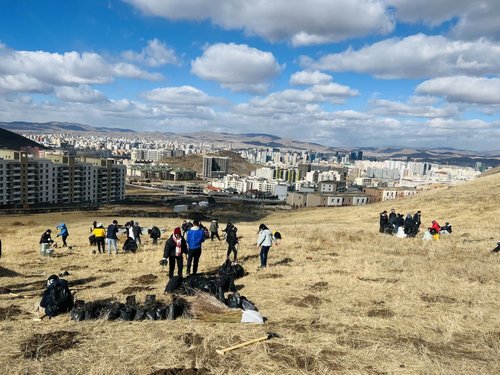 Сайн дурынхан Б.Ринченгийн нэрэмжит цэцэрлэгт хүрээлэн байгуулна