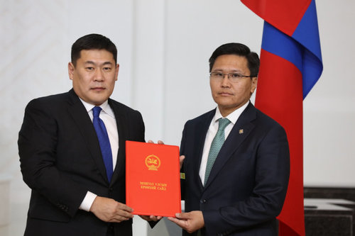 Хөдөлмөр, нийгмийн хамгааллын сайдаар Т.Аюурсайханыг томиллоо