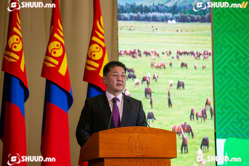 У.Хүрэлсүх: Хөрс, хүнс, хүн гурав хүйн холбоотой