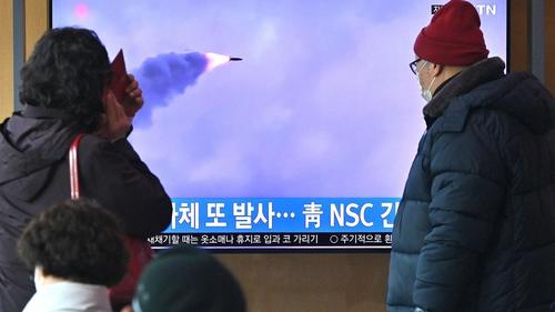 Хойд Солонгос пуужин Японы нутаг дээгүүр нисэж, Японы хойд хэсэгт түгшүүр зарлав