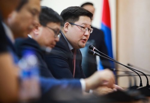 Орон сууцны барилга барих гэж байсан газрыг нийтийн эдэлбэрт бүртгэхээр боллоо