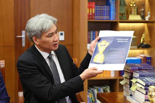 Үндэсний дээд лигийн тэмцээний аваргын цомыг Ерөнхийлөгчийн нэрэмжит болгох хүсэлт гаргалаа