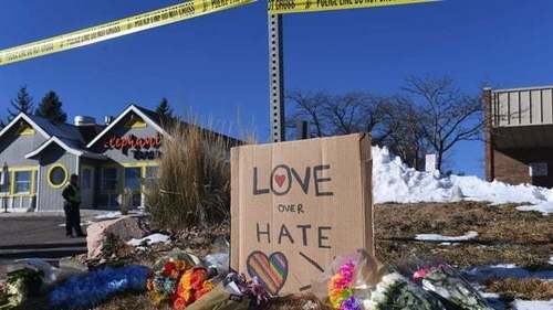 АНУ-д ижил хүйстнүүдийн клубт халдлага болж, таван хүн амиа алджээ