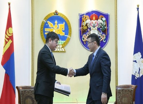 Нийслэлийн 2023 оны төсвийн төслийг өргөн барилаа