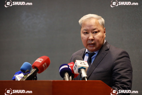 Сураггүй болсон 16 настай охиныг уулнаас буулгаагүй байна